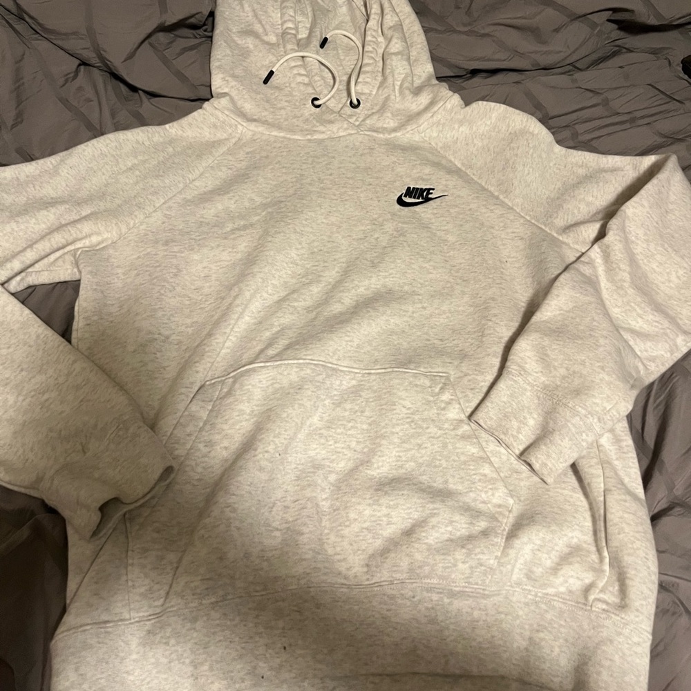 nike sweat shirt
